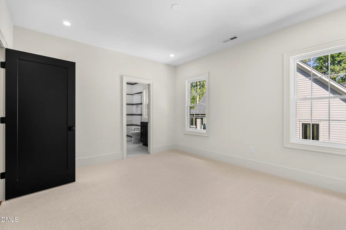 Photo of 6 Chantilly Place