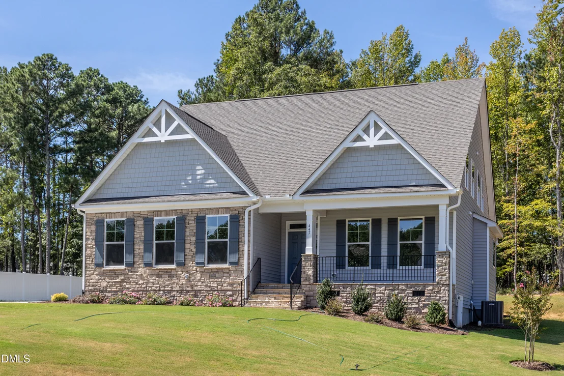 Photo of 447 Rising Star Drive
