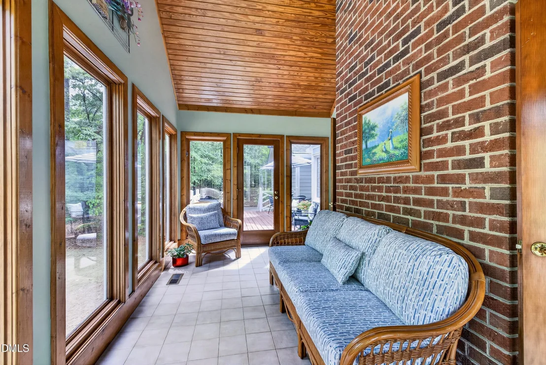 Photo of 7913 River Ridge Road