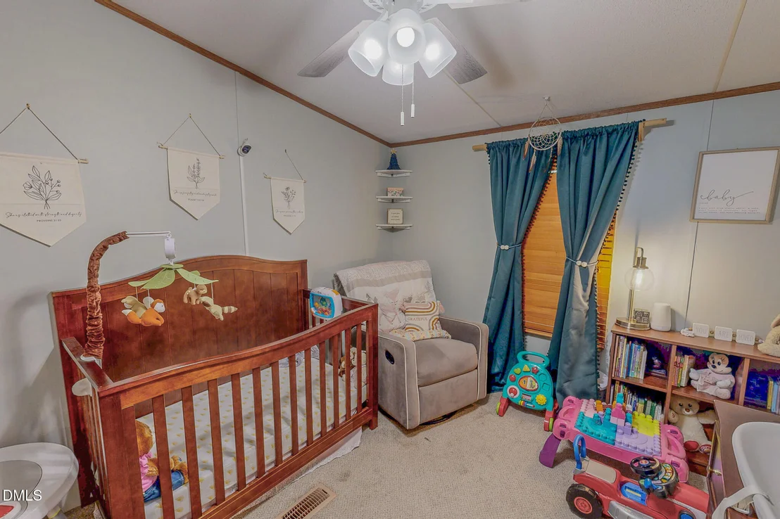 Photo of 132 Riverbend Way