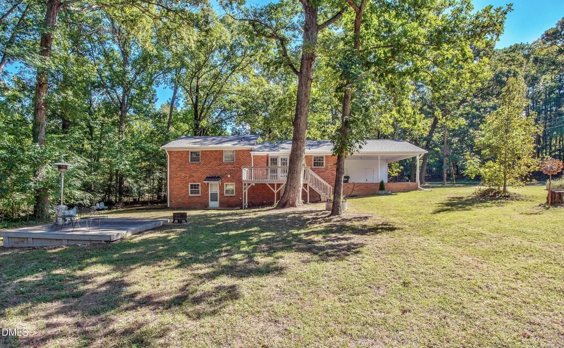 Photo of 6424 Amhurst Road