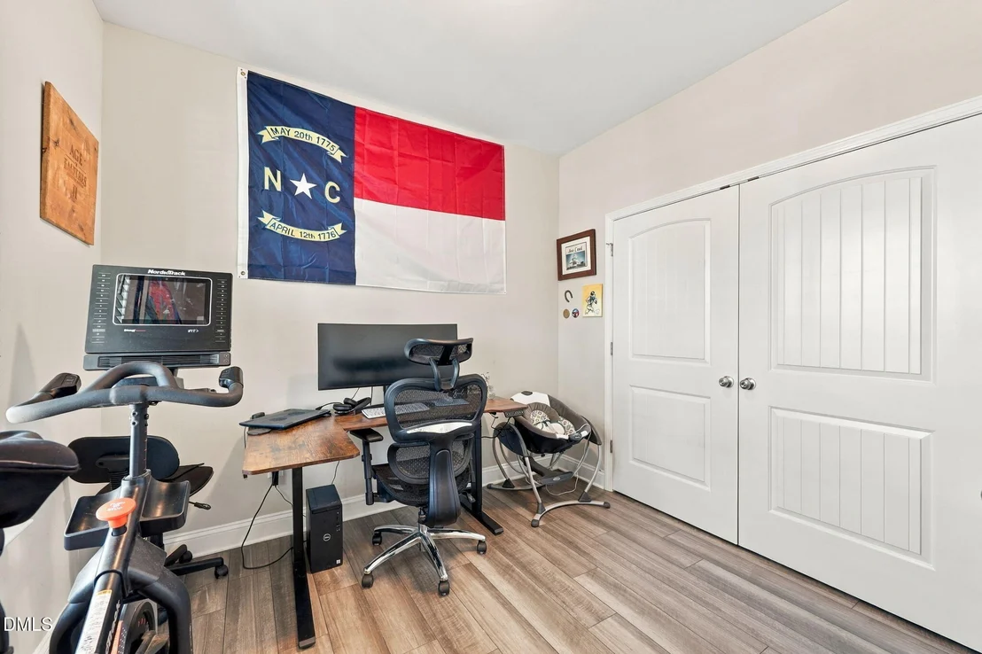 Photo of 2170 Campbell Loop