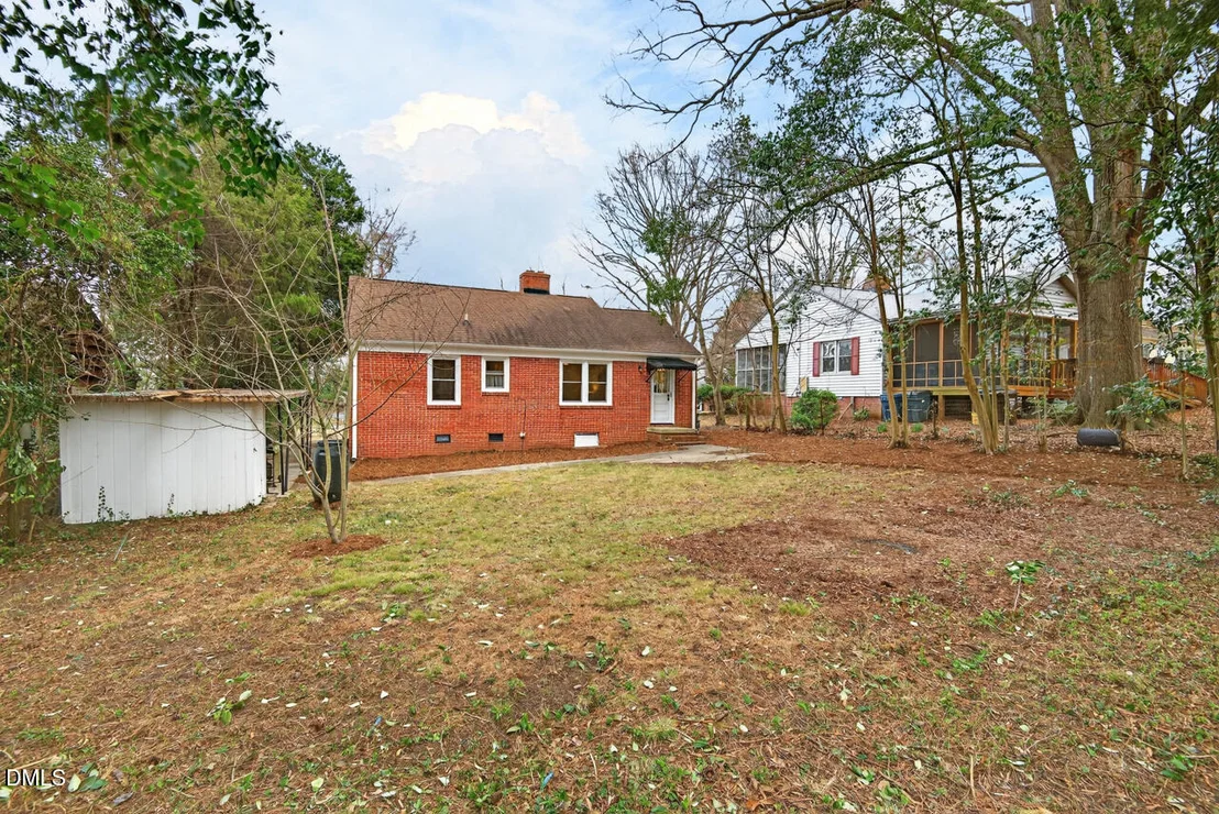 Photo of 1811 Forest Road