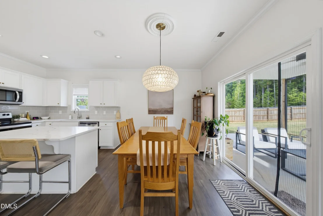 Photo of 196 Silverleaf Drive Drive