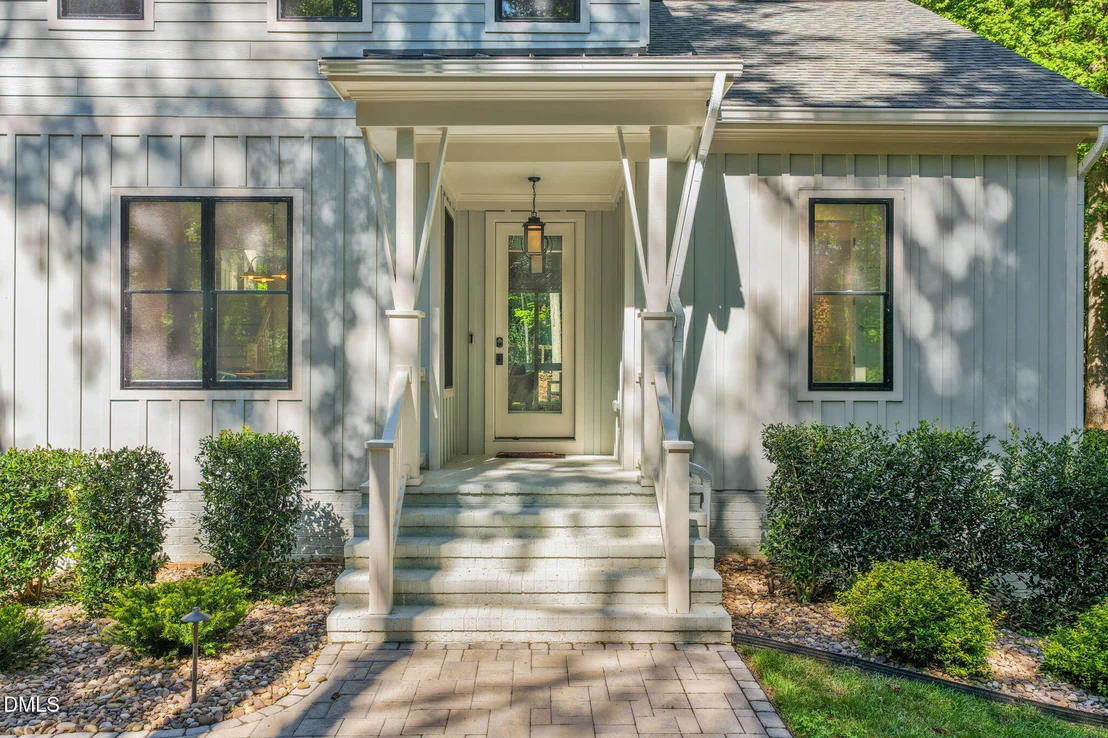 Photo of 565 Erwin Road