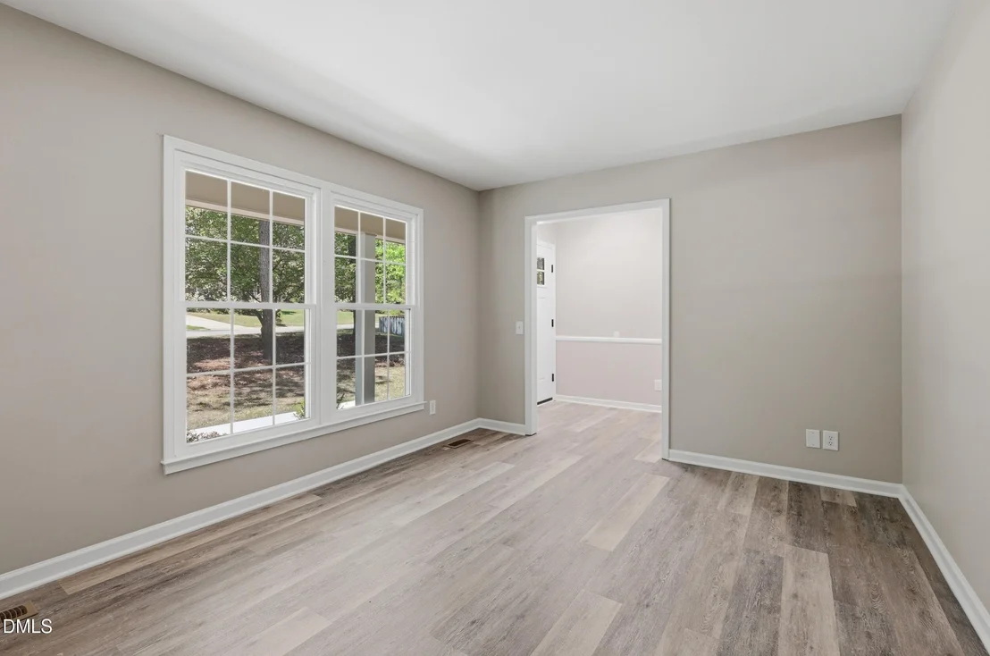 Photo of 5805 Newhall Road