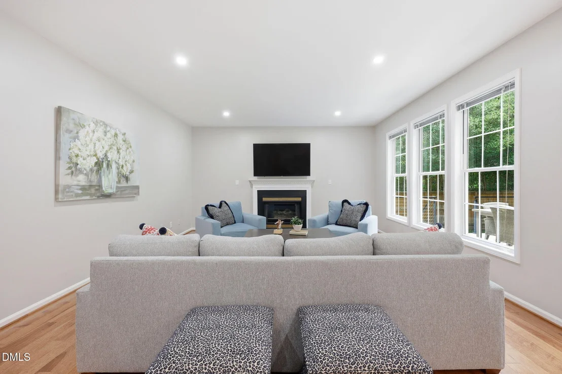 Photo of 211 Stablegate Drive