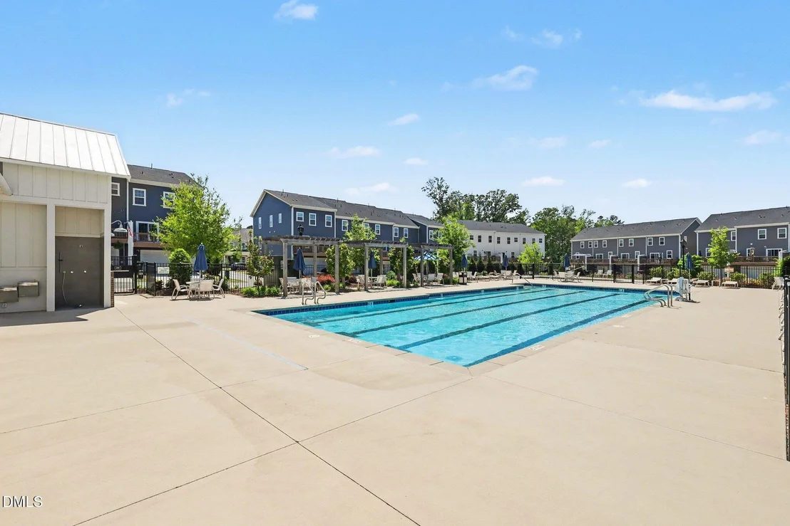 Photo of 501 Whitehall Circle