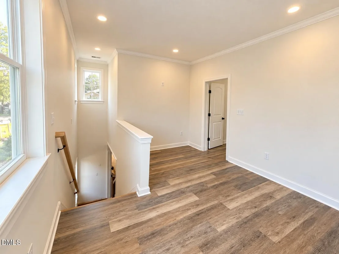 Photo of 1509 Vaughn Road