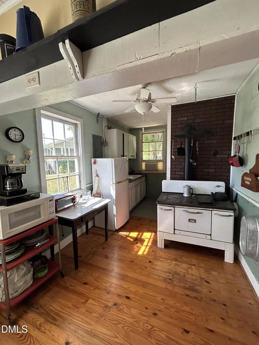 Photo of 575 Duncan Road