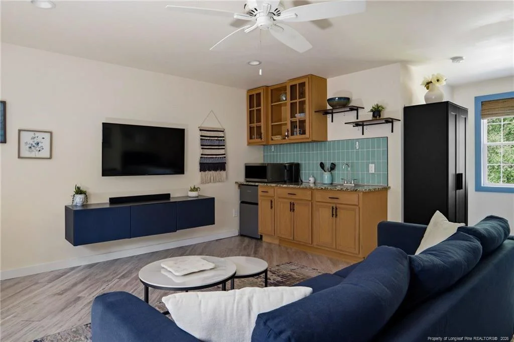 Photo of 305 Maples Road