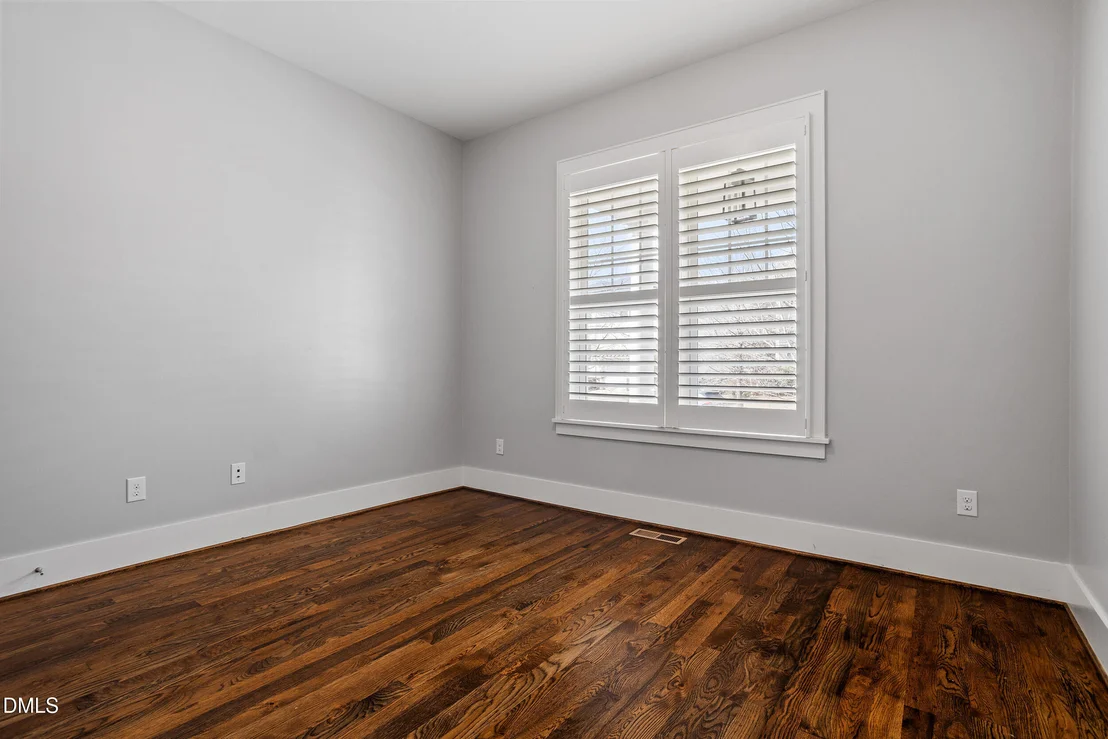Photo of 123 Larkin Lane