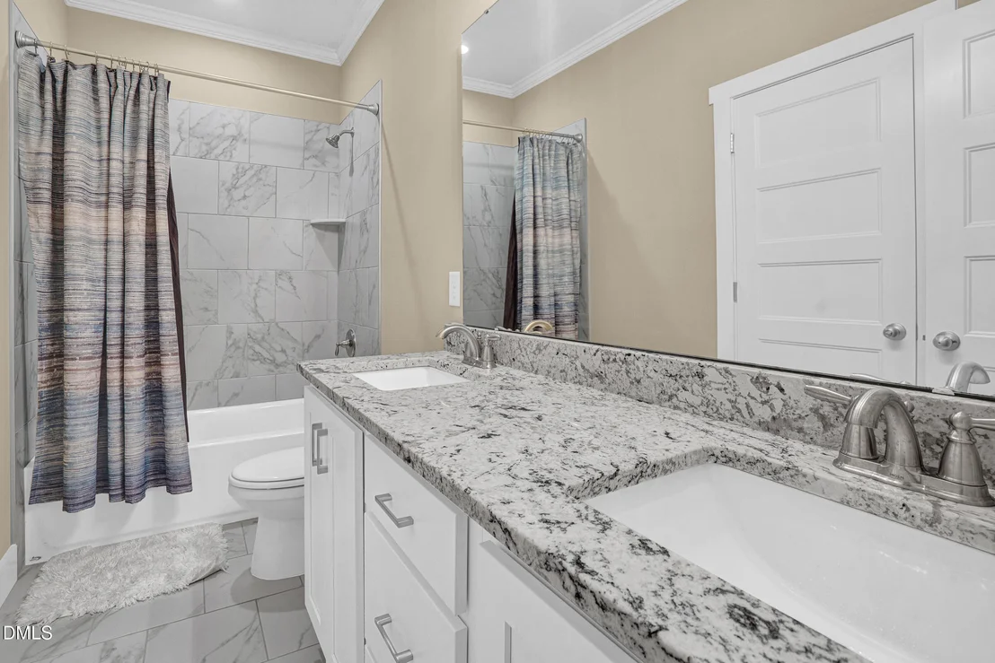 Photo of 2826 Beechwood Drive