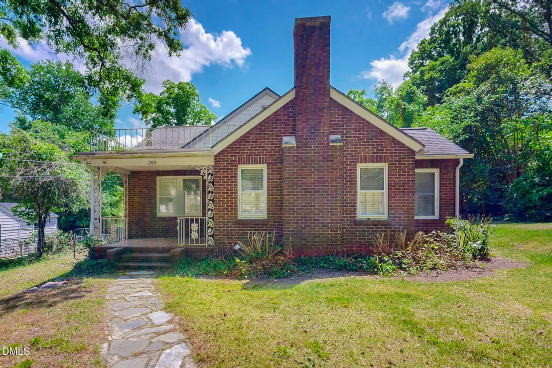 Photo of 208 Forestwood Drive
