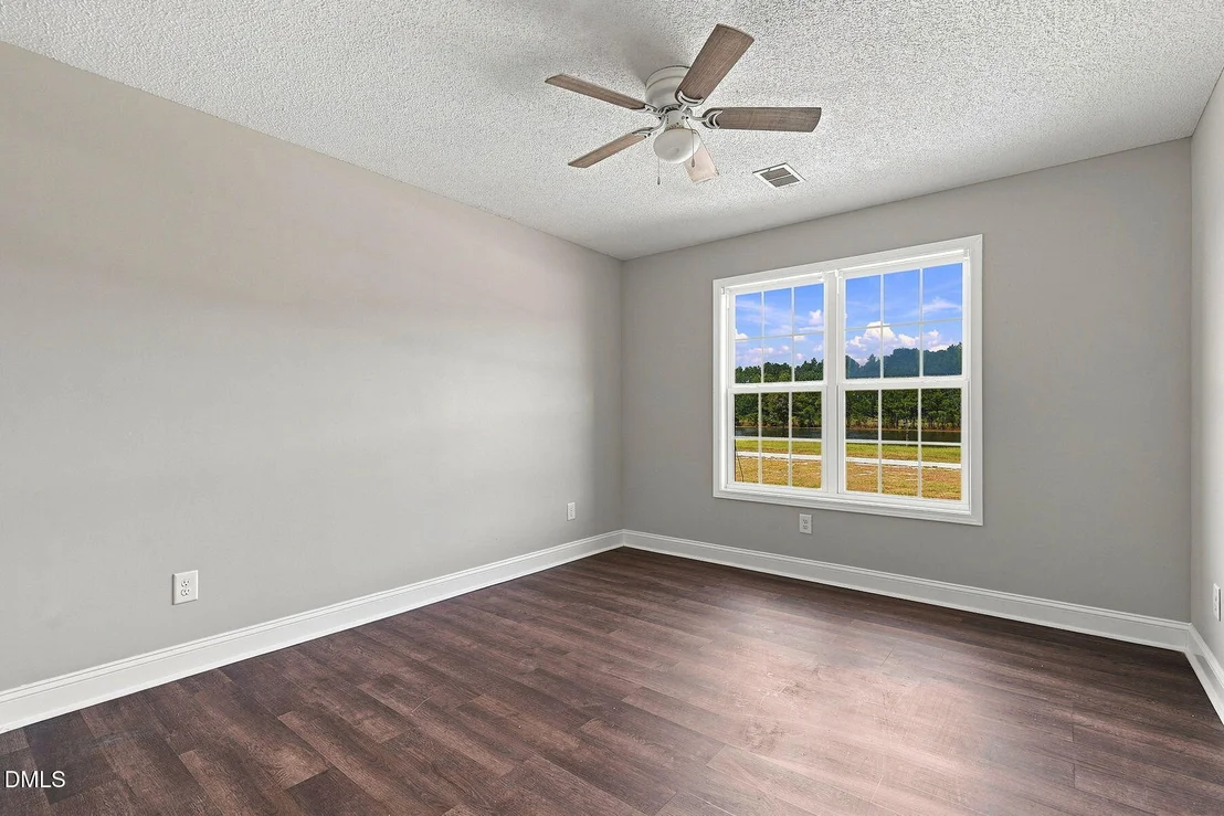 Photo of 390 Comanche Drive