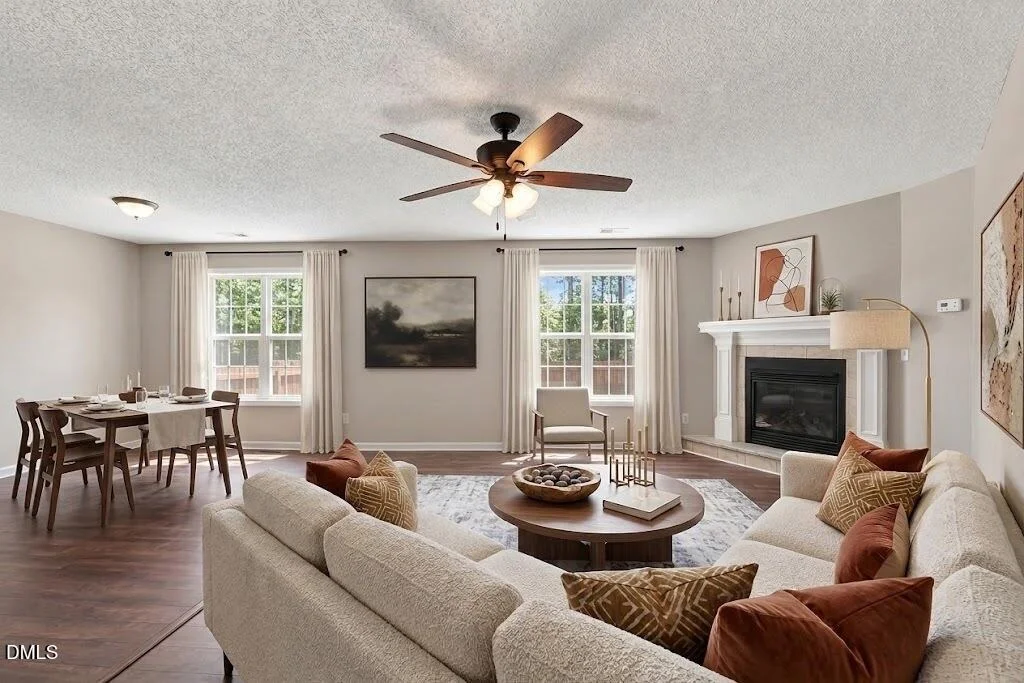Photo of 390 Comanche Drive