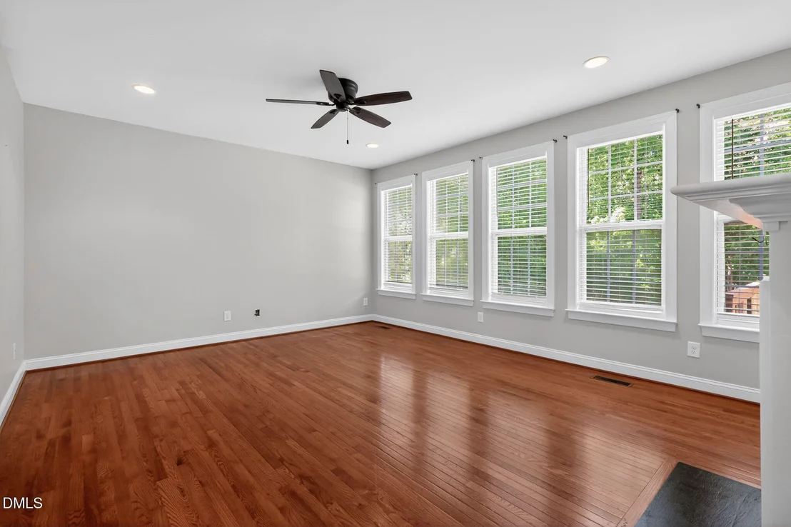 Photo of 370 Long View Drive