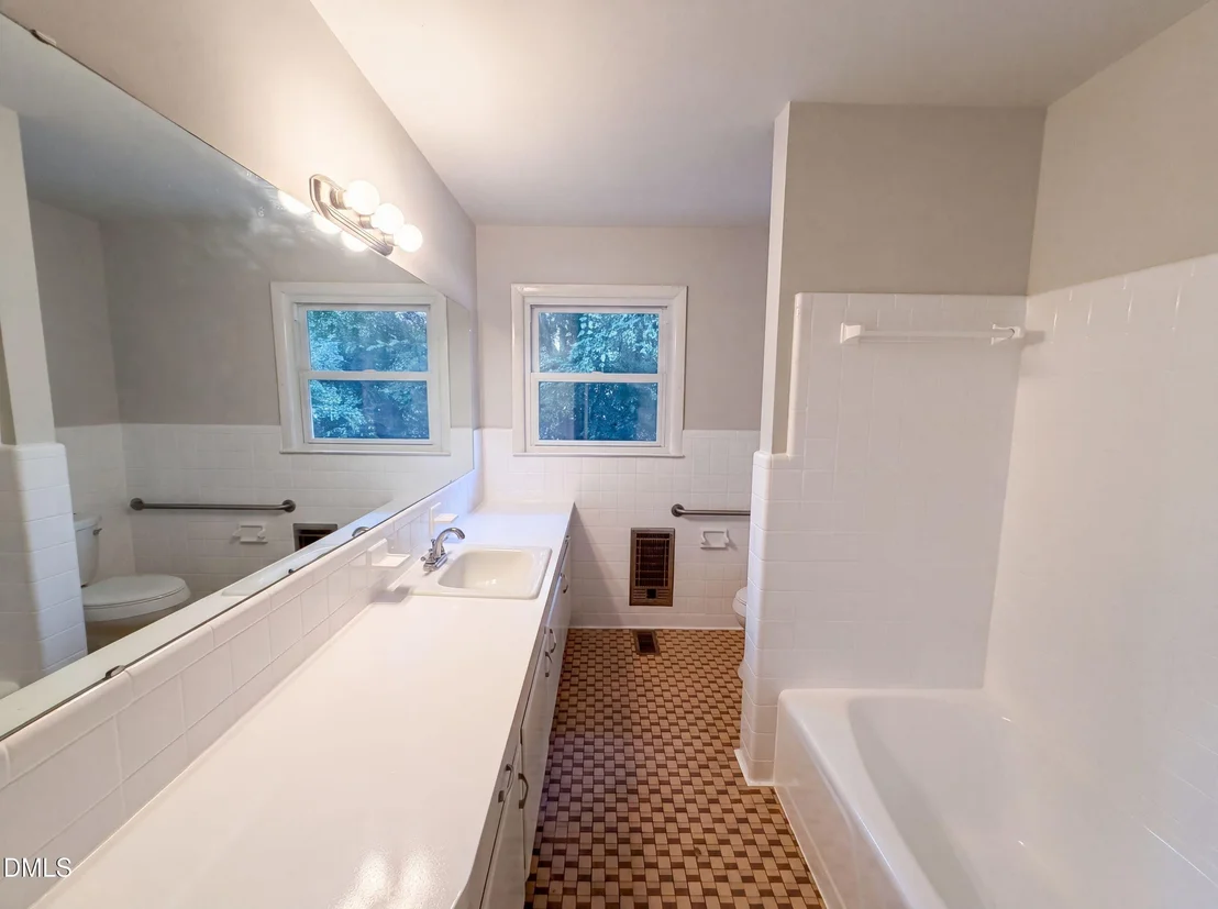 Photo of 407 Lamesa Drive