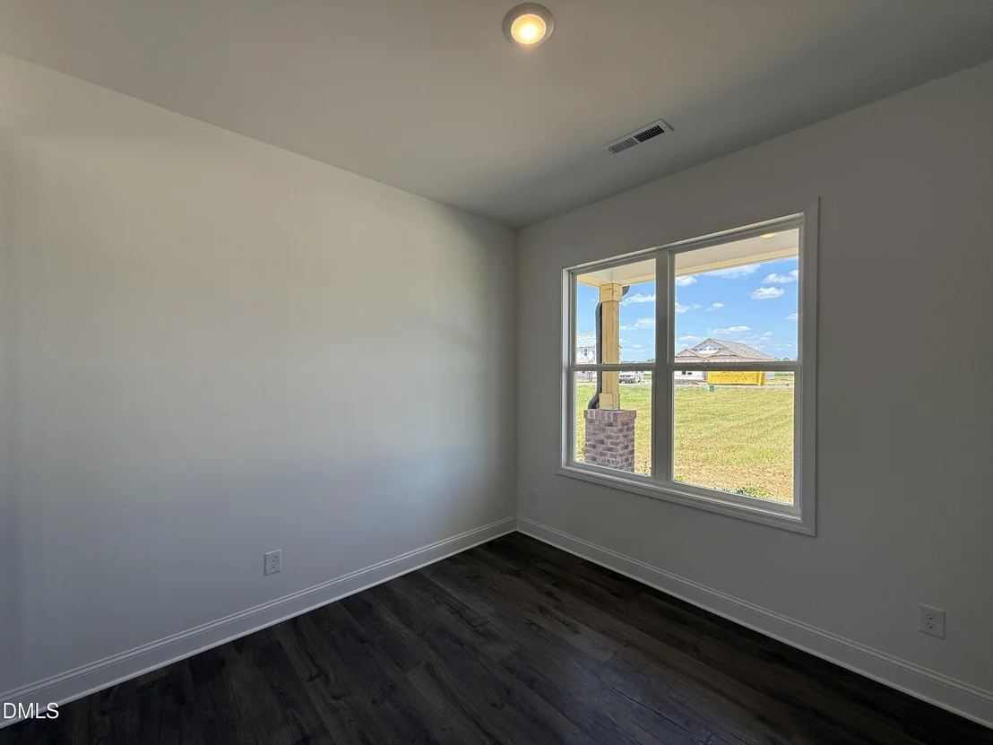 Photo of 140 Longfield Court