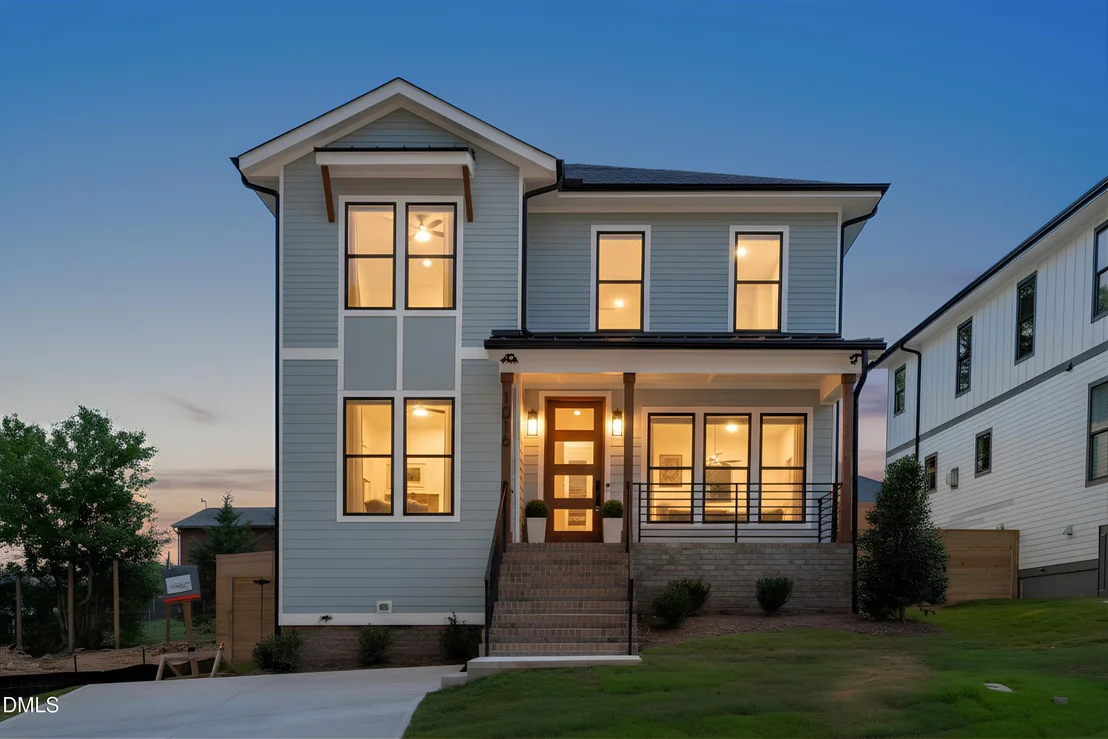 Photo of 1016 Addison Place