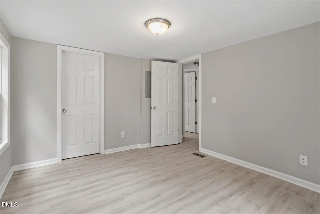 Photo of 581 Ed Thomas Road