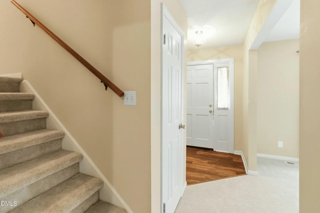 Photo of 1600 Edgebrook Drive