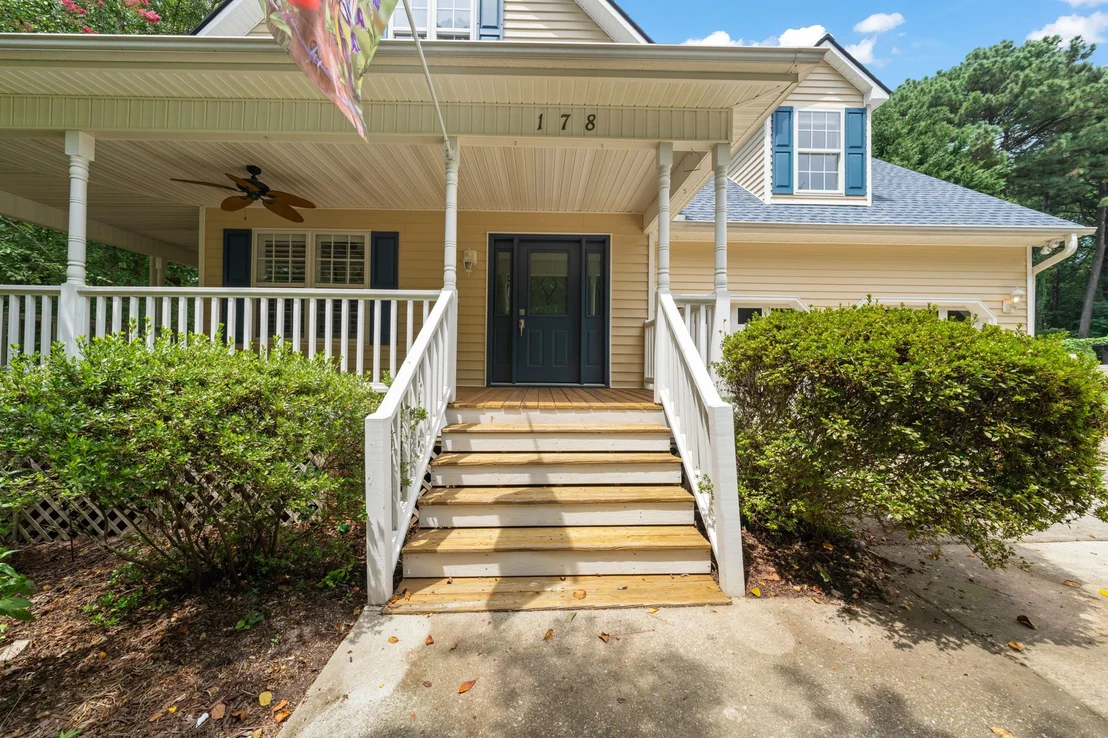 Photo of 178 Windsor Green Drive