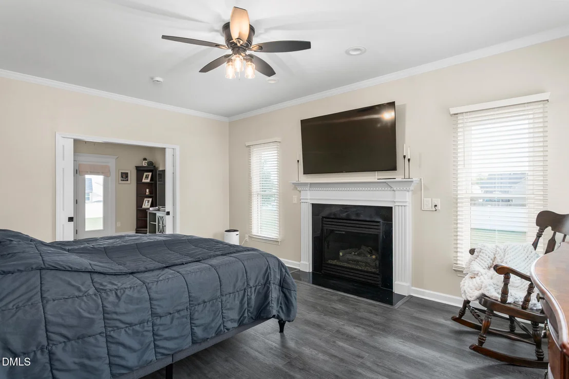 Photo of 2400 Rogers Road