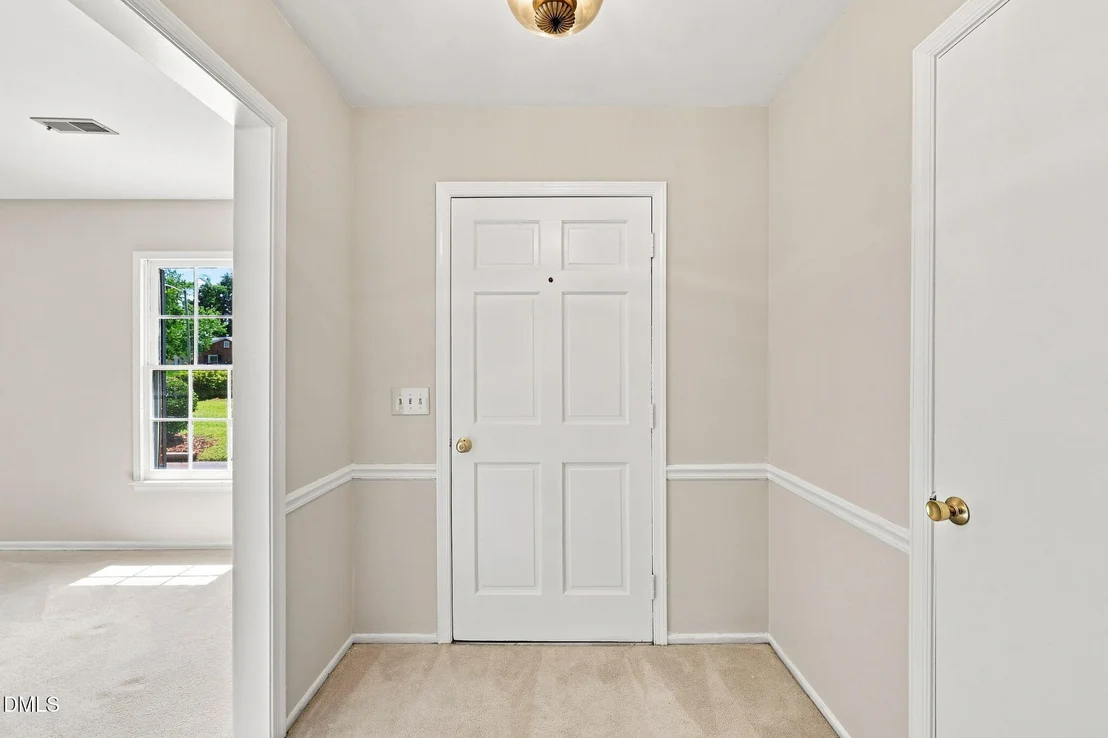 Photo of 2371 Buckingham Road