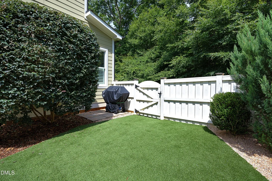 Photo of 121 Ruskin Drive