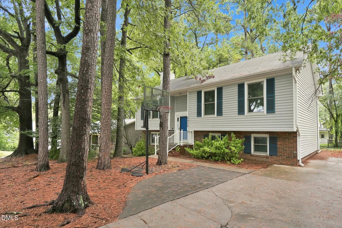 Photo of 2213 Carthage Circle