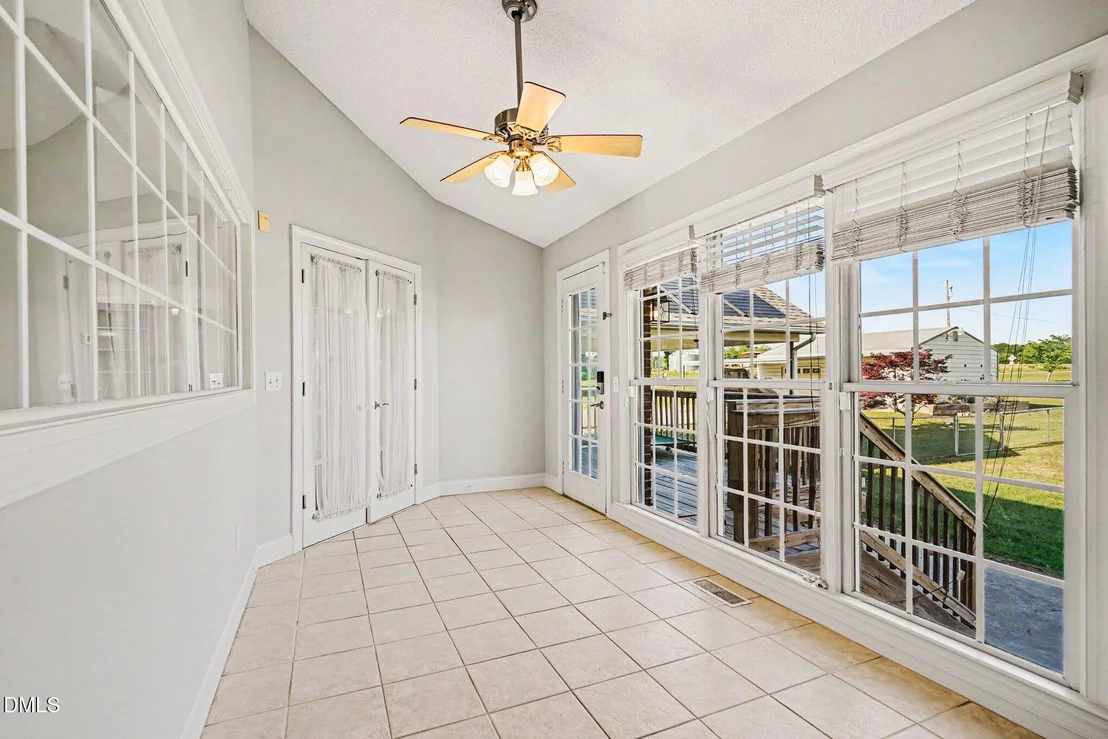 Photo of 1025 Long Branch Road