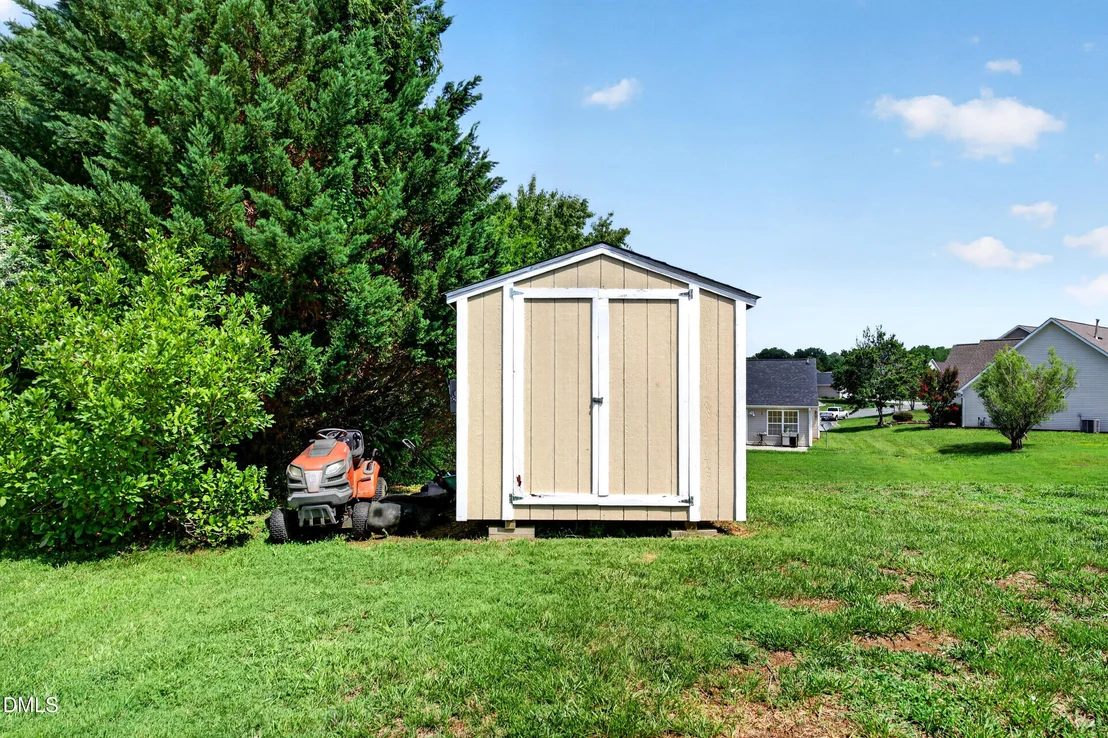 Photo of 2509 Covington Loop