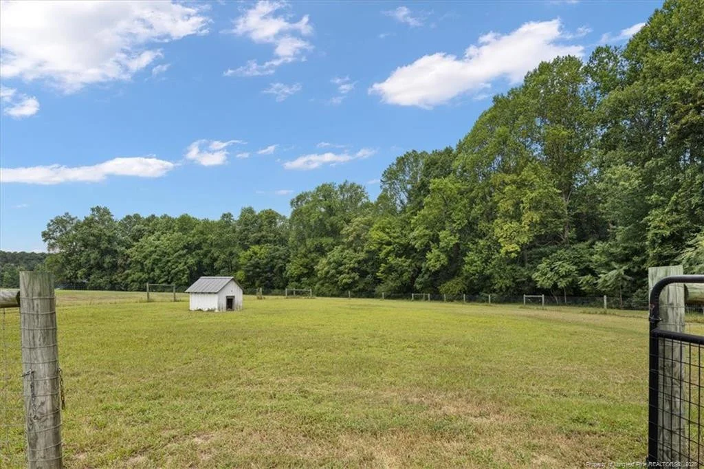 Photo of 491 Stage Road