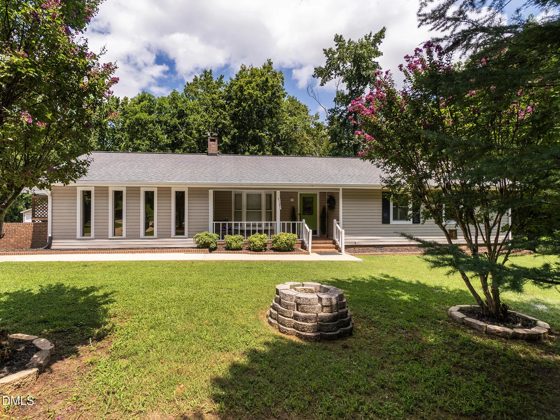 Photo of 1805 Travis Lane