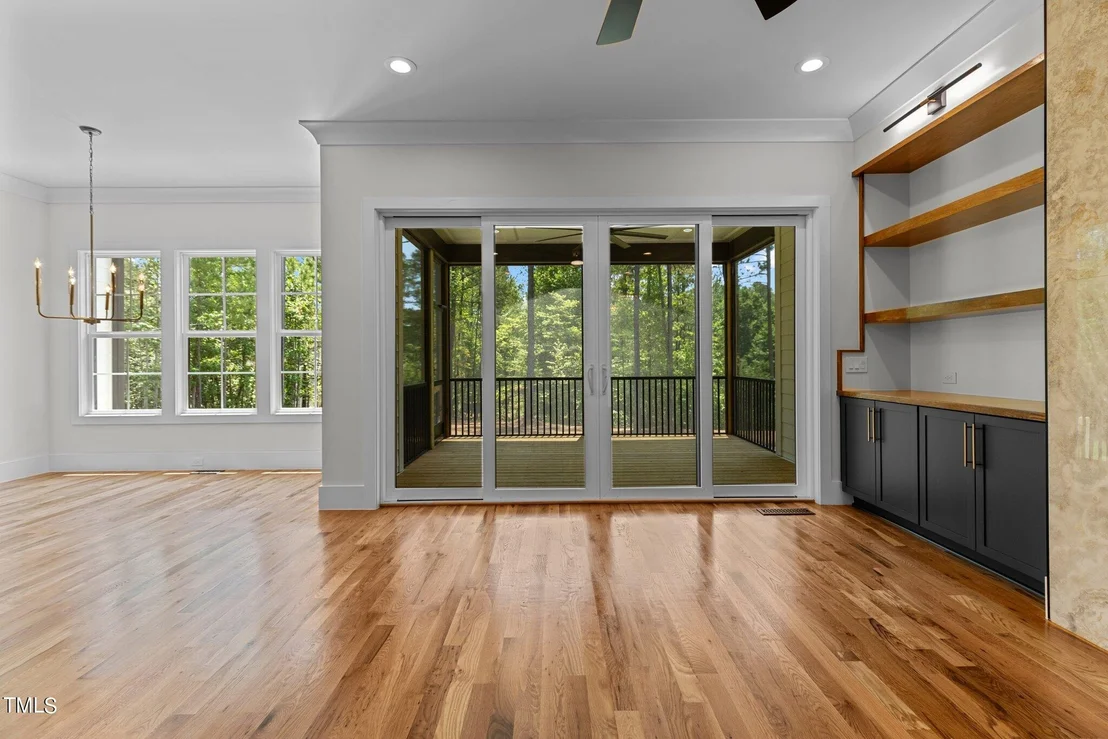Photo of 1120 Springdale Drive