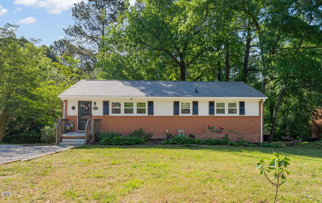 Photo of 3827 Corwin Road