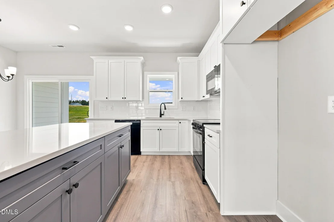 Photo of 151 Grinnell Loop