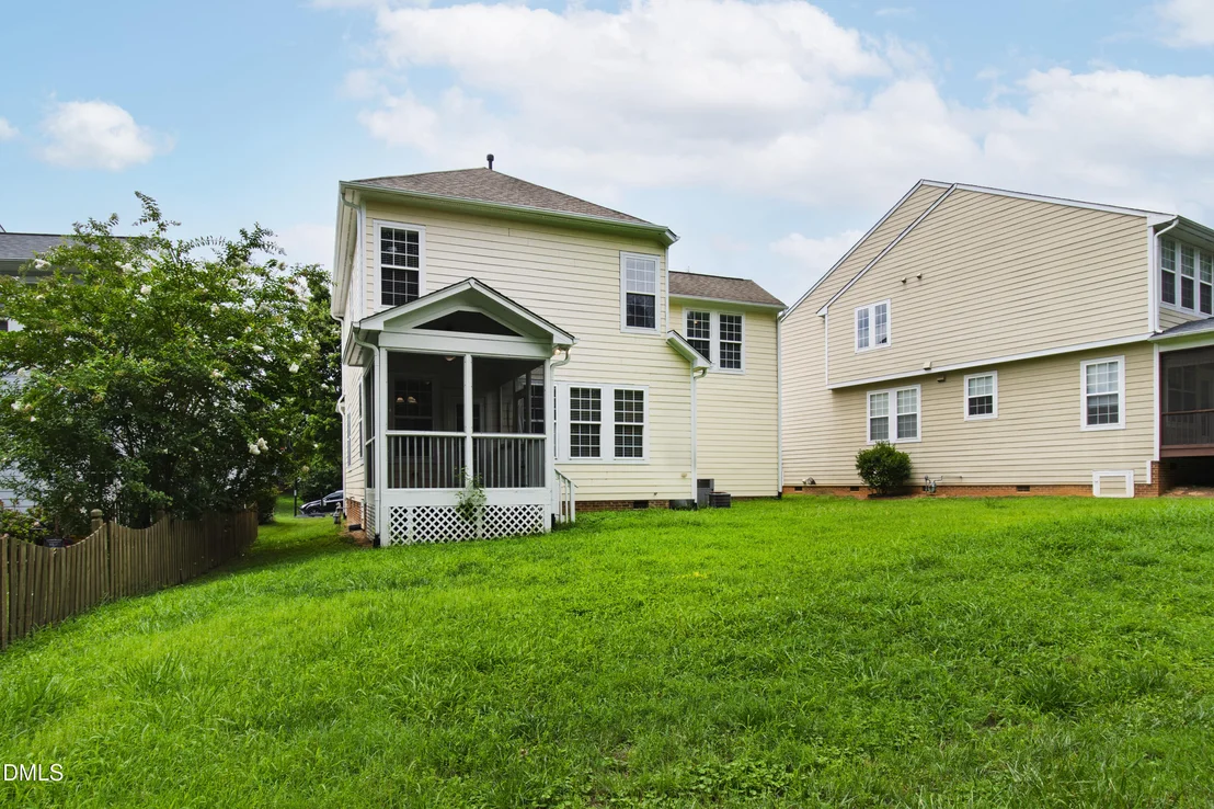 Photo of 118 N Fields Circle