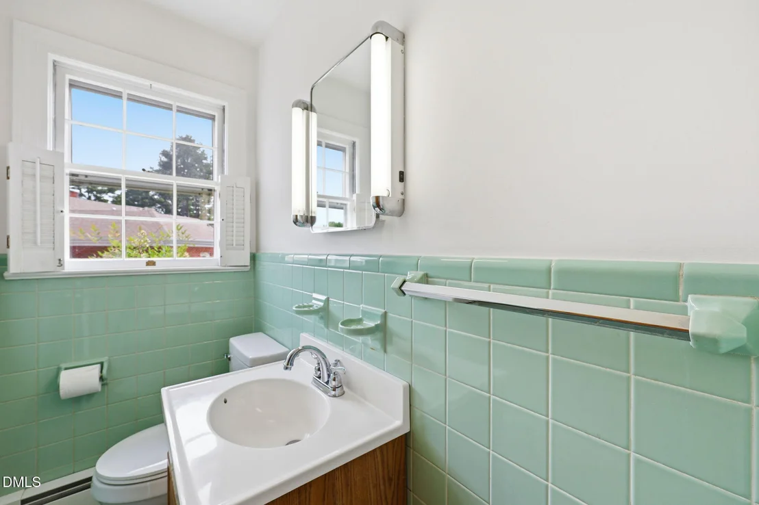 Photo of 203 Hillcrest Drive