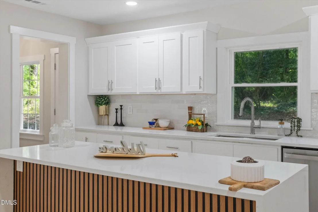 Photo of 459 Dacian Road