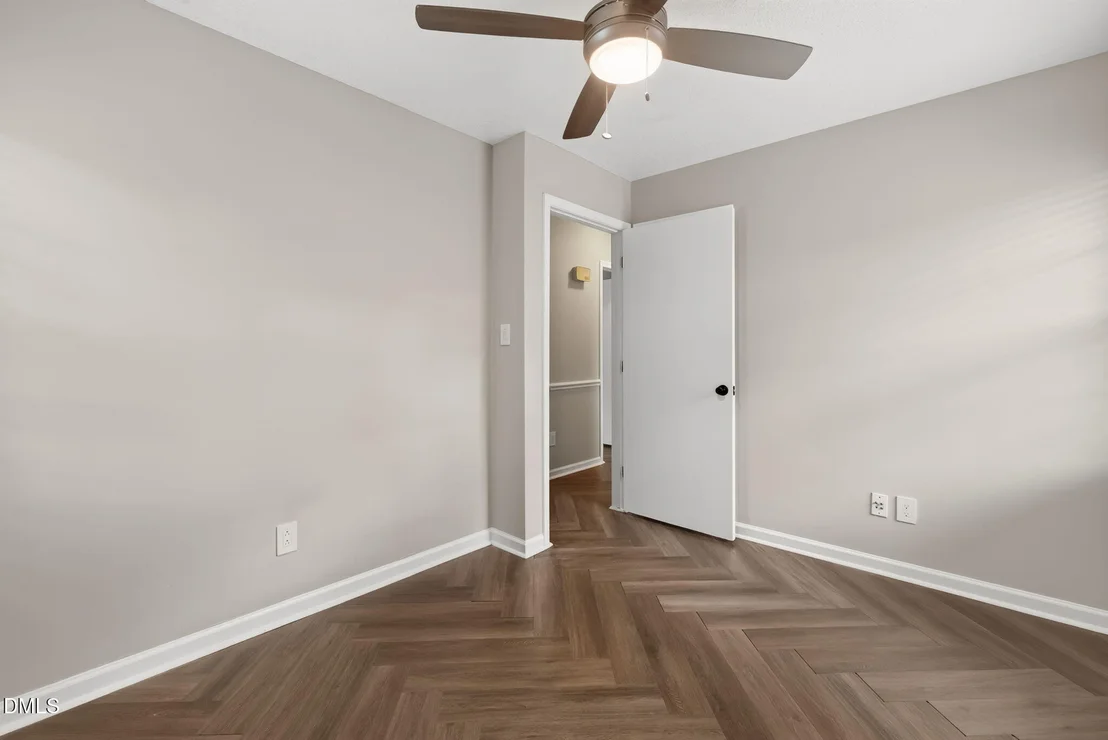 Photo of 209 Chic Ennis Road