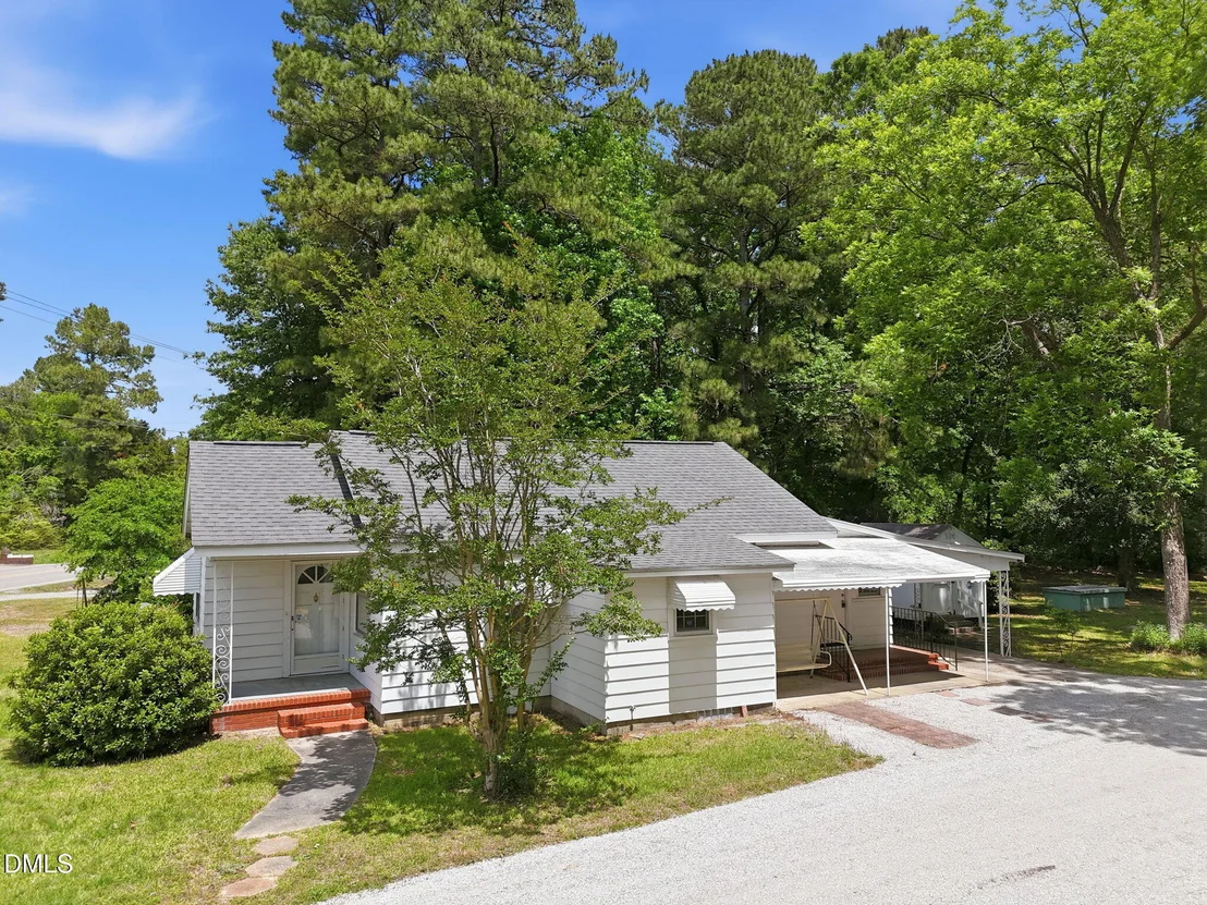 Photo of 1094 Wilsons Mills Road