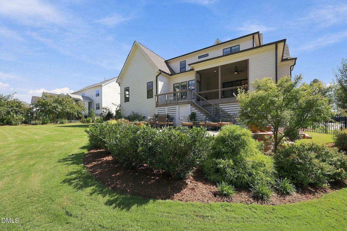 Photo of 1221 Perry Bluff Drive