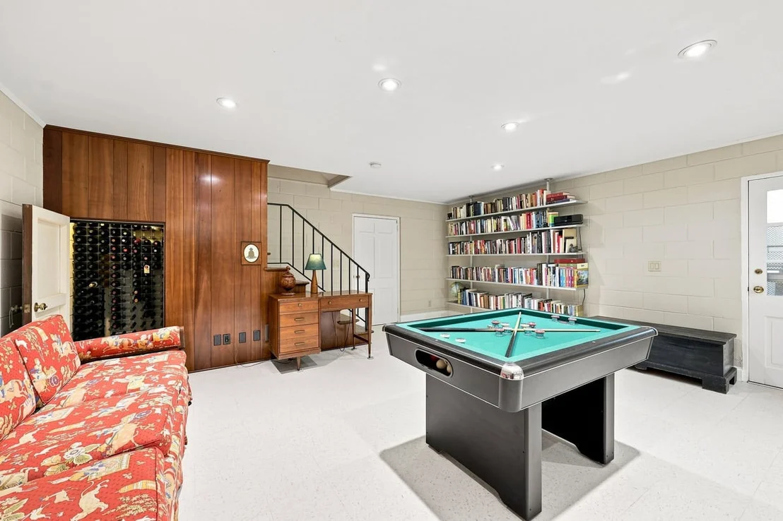 Photo of 3605 Rugby Road