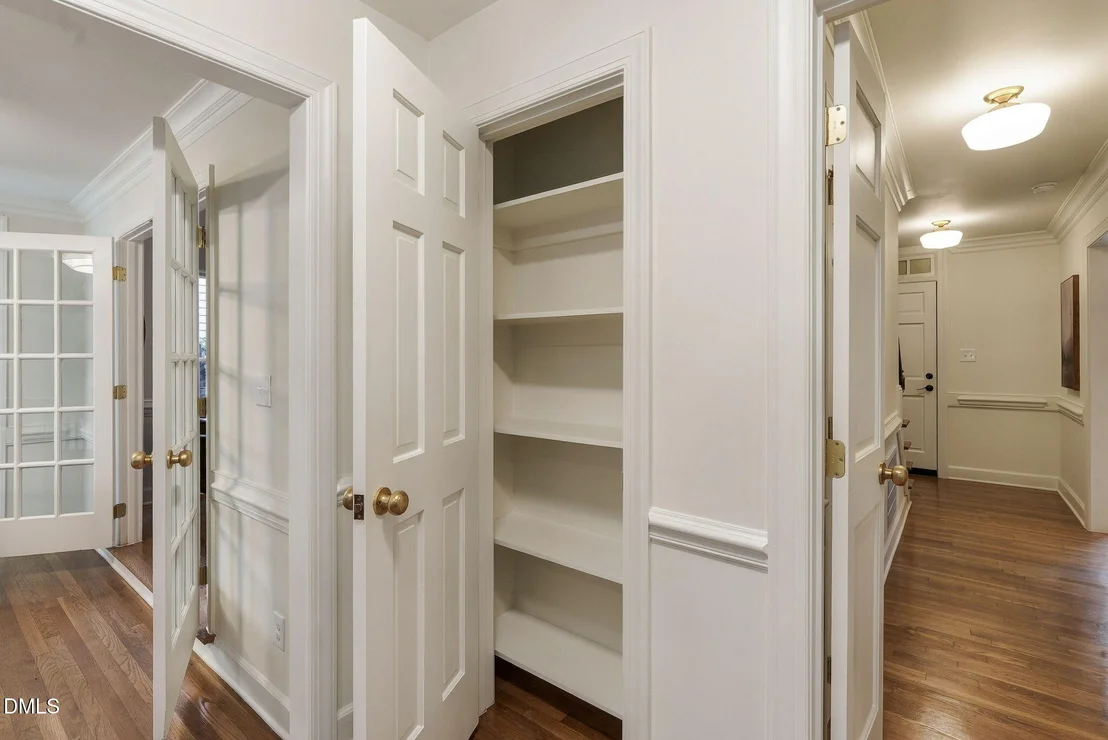 Photo of 1825 Thorpshire Drive