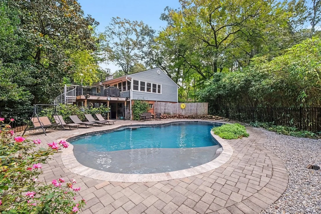 Photo of 410 Brookside Drive