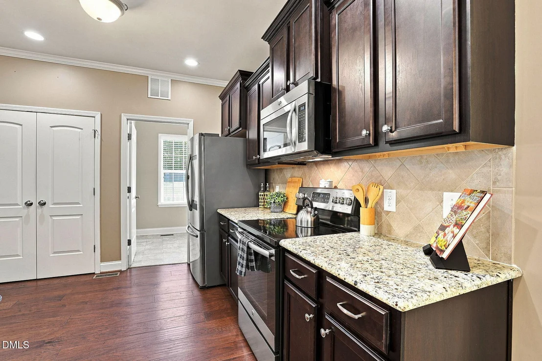 Photo of 243 Barrette Lane
