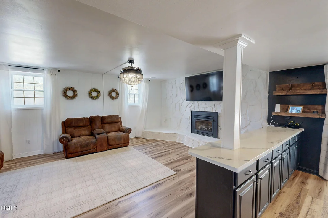 Photo of 1641 Oak Grove Road
