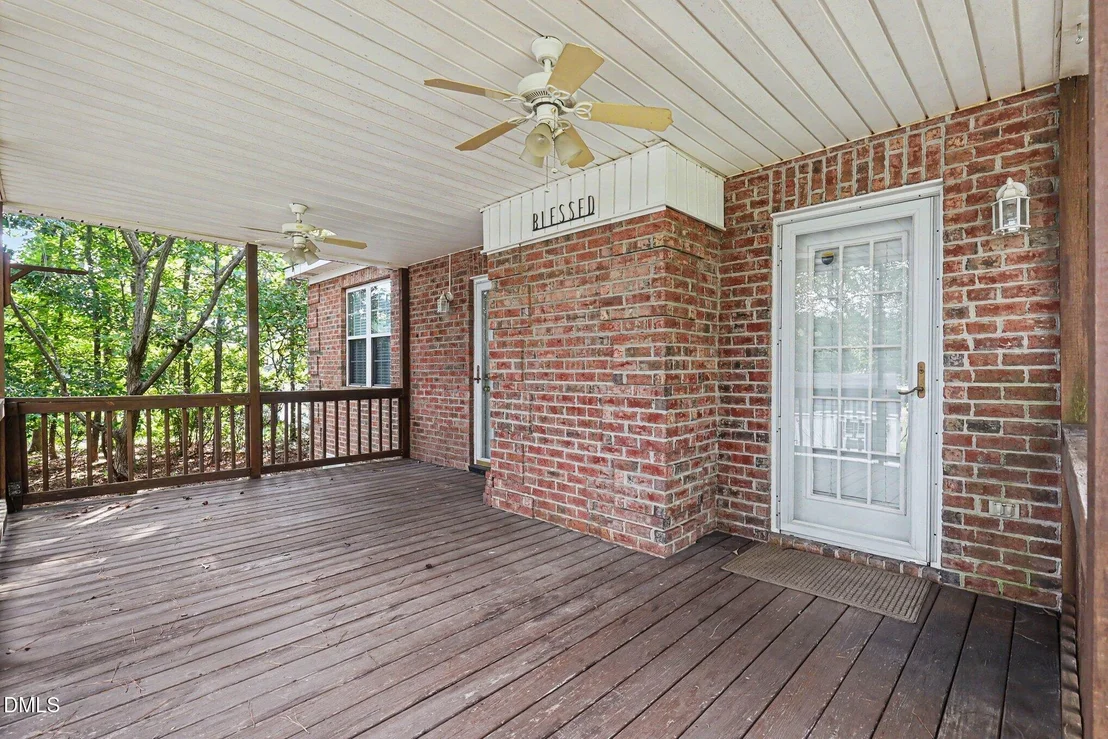 Photo of 113 Lake Point Drive